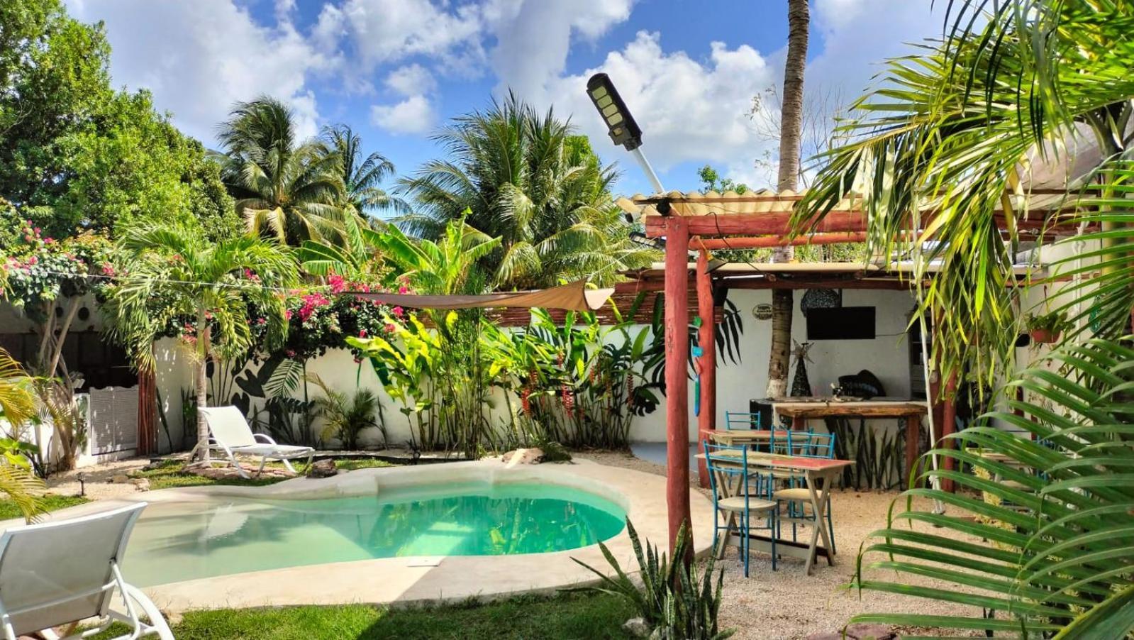 Teki-sha Home&suites Bed & Breakfast *
